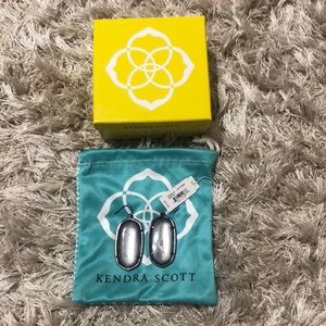Kendra Scott Danielle Earrings